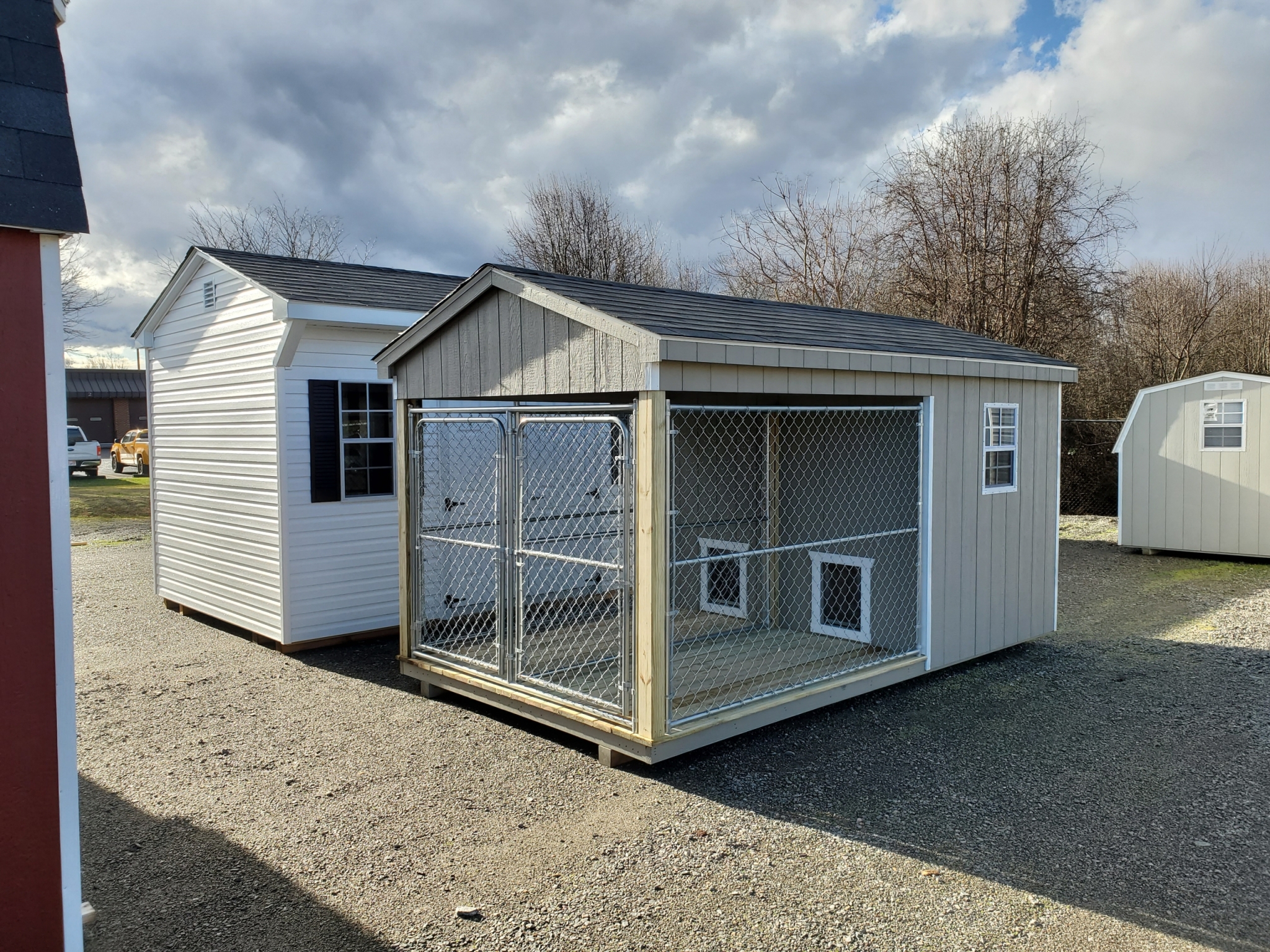 8X14 DOG KENNEL Valley Structures