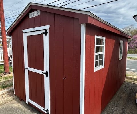 8 X 12 Painted Chicken Coop
