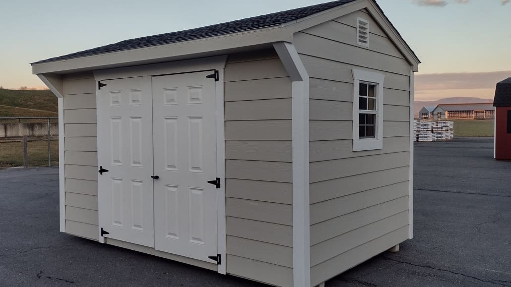 CARRIAGE HOUSE WITH LP LAP