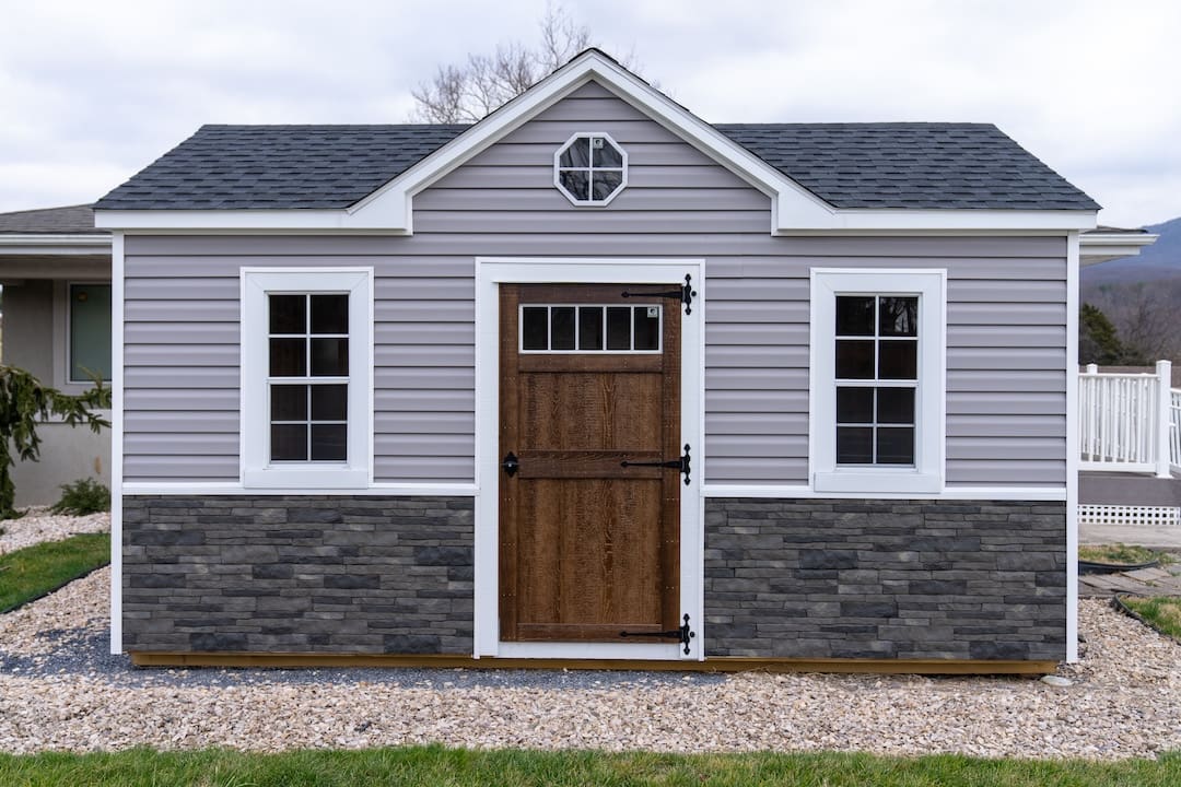 Vinyl Chalet