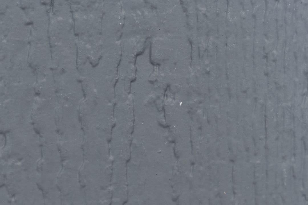 features_paint_darkgrey