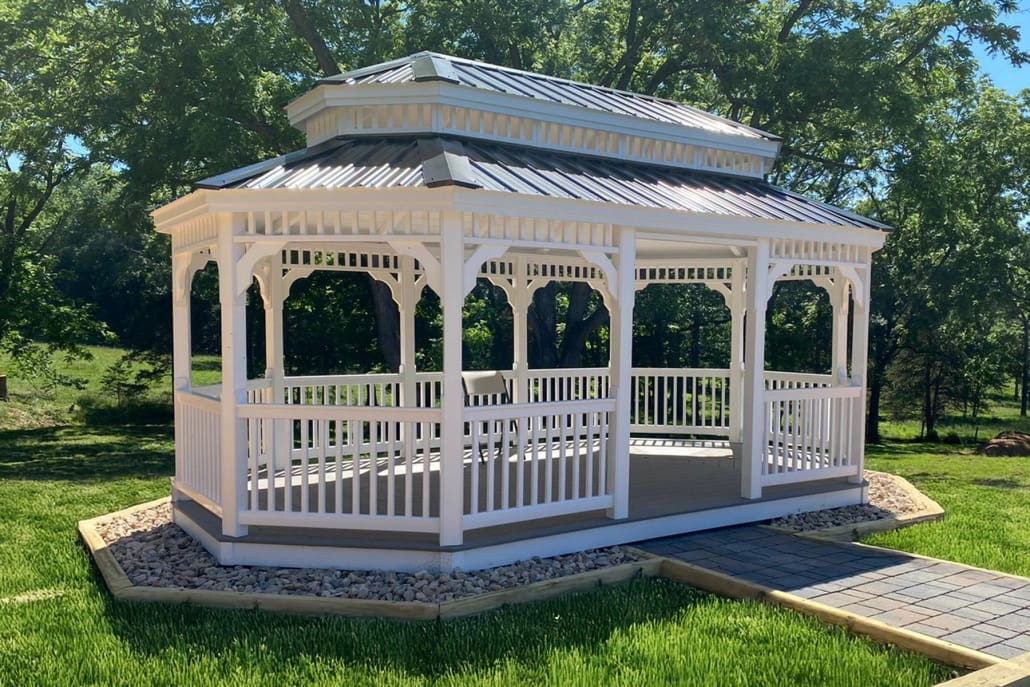 6fd406b6-5033-473c-8e54-bf9af2cde5d5 Gazebo on a stone foundation