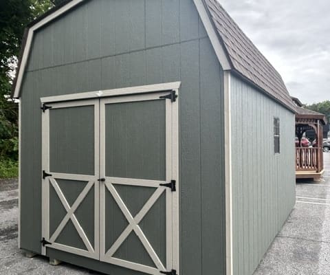 10 x 16 x 7 Barn Backyard Storage